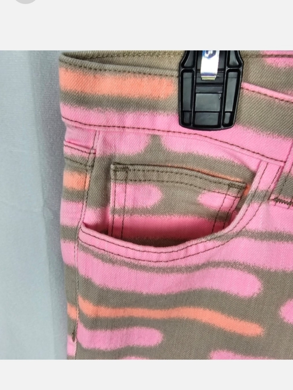Kate Spade Saturday Jean Pink & Gray Spray Paint Abstract Design, Size 28 Skinny - Picture 4 of 9